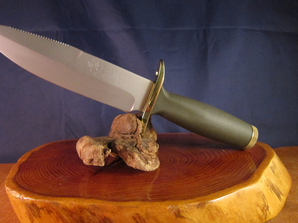 Bianchi Nighthawk Knives